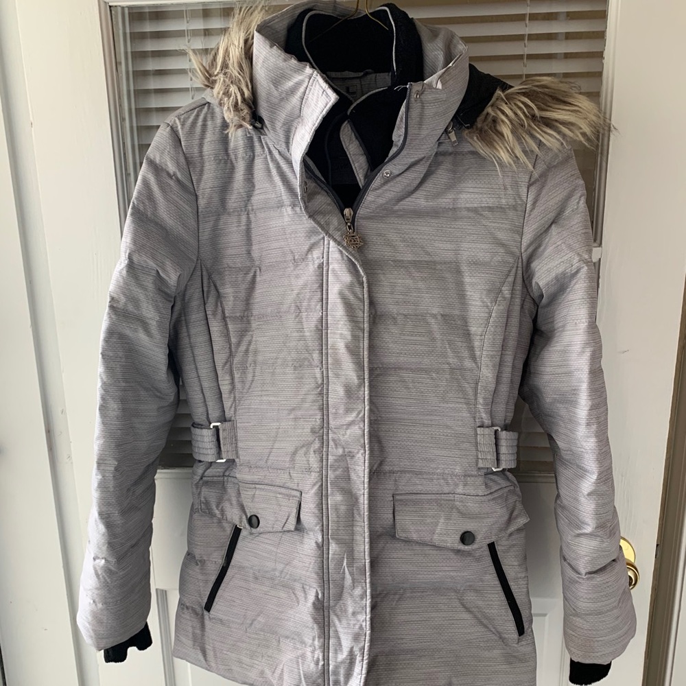 Size L women’s power down winter jacket